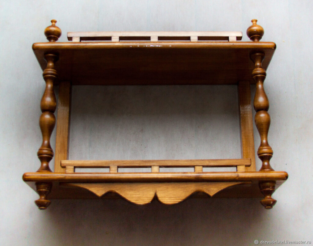 Фото 15 — Полки из натурального дерева