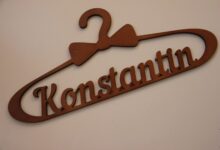 Photo of Деревянные вешалки для одежды