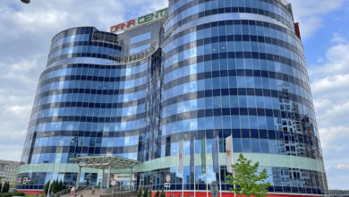 Photo of Многоэтажный офисный центр открыт