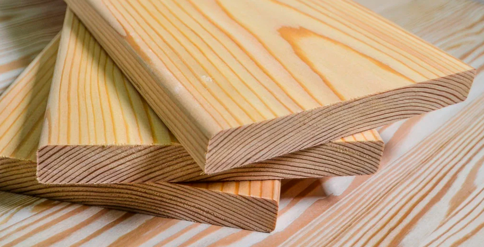 Фото 18 — Преимущества использования доски из лиственницы на балконе