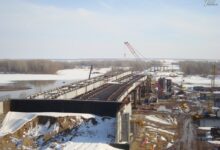 Photo of Строительство моста на реке в процессе